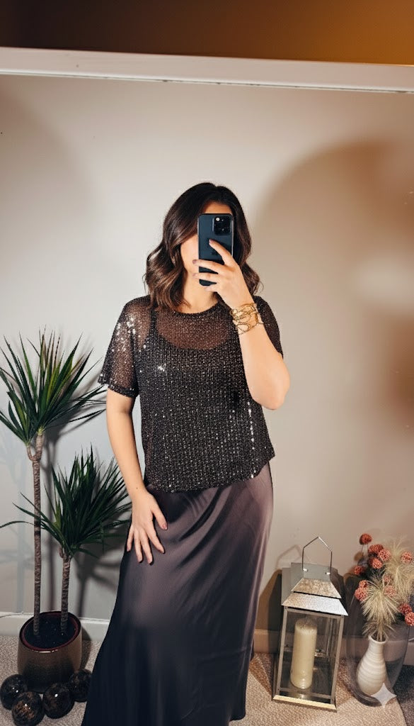 Charlotte Sequin Tee – Chocolate